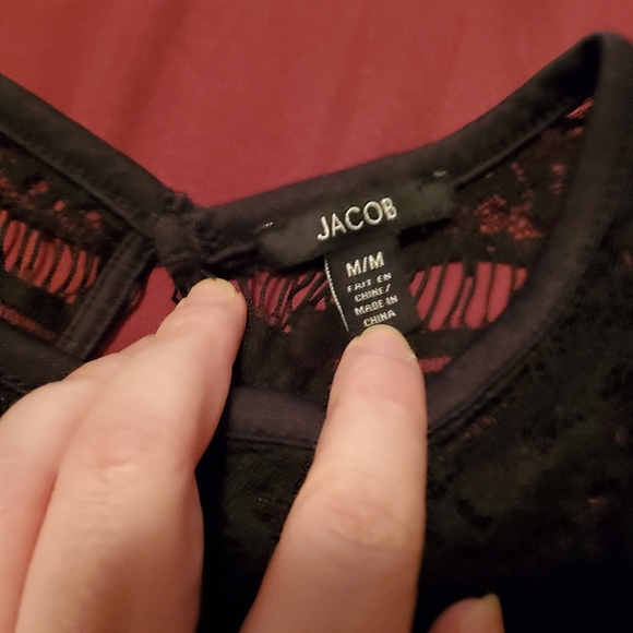 ⭐3/$20 Jacob Lace sleeveless top - Picture 6 of 8
